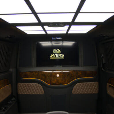 Установка кинотеатров в авто