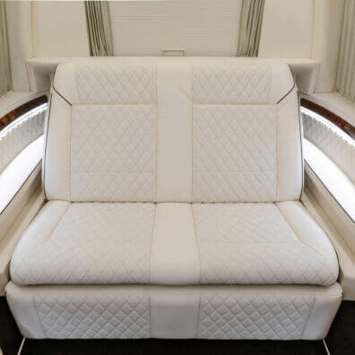 Диваны и кровати для авто