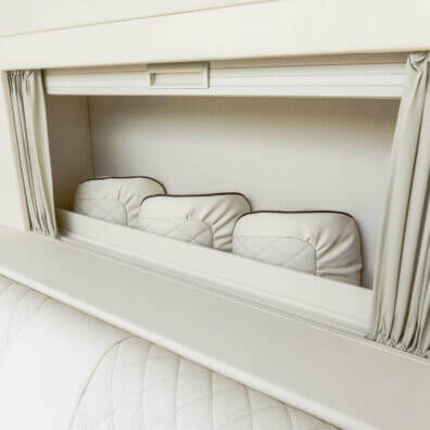 Диван в авто